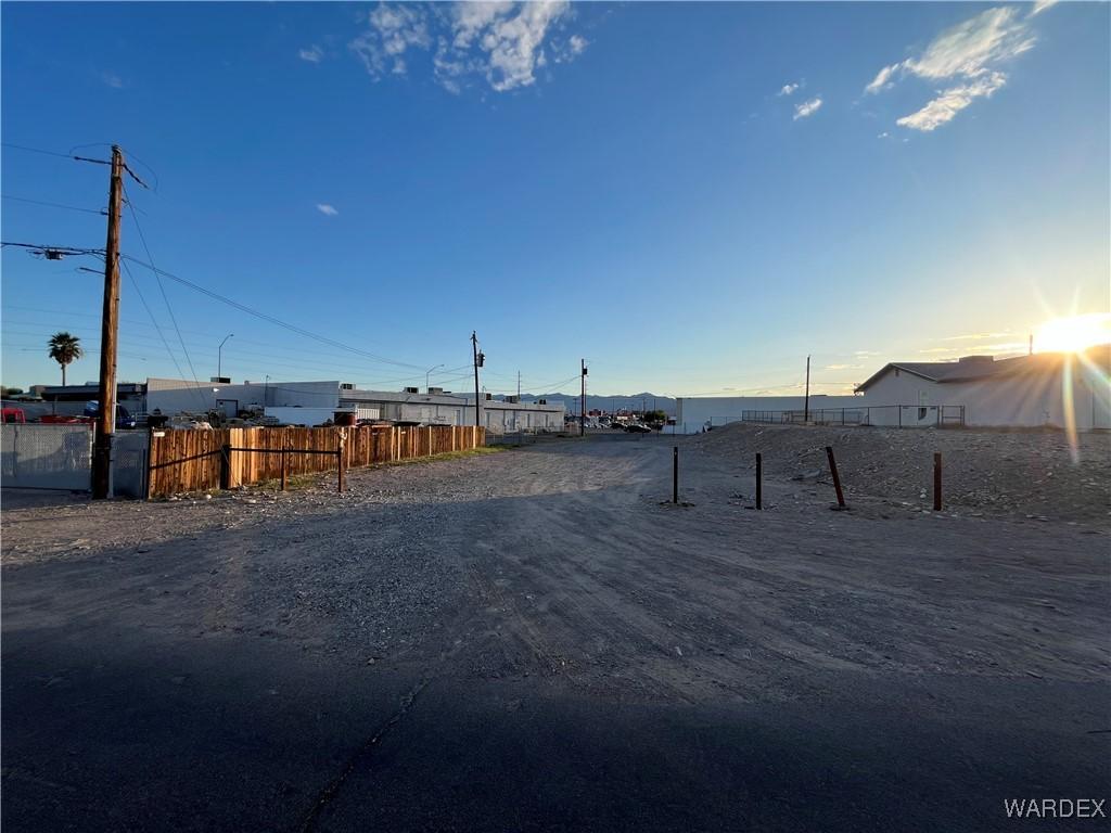 1729 Hancock Way, Bullhead City, AZ 86442 - photo 2