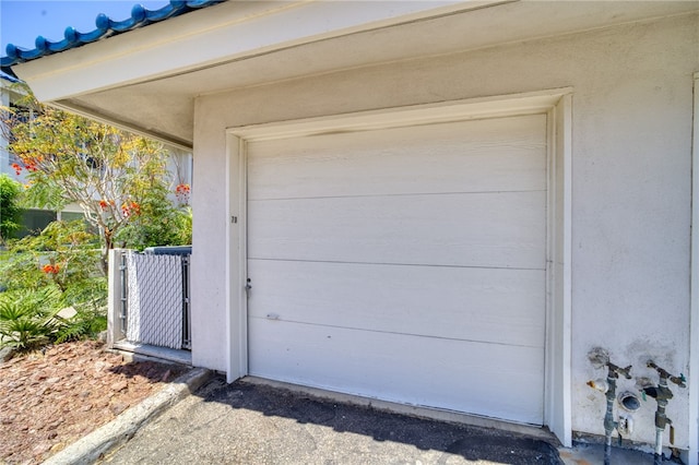 1800 Clubhouse Dr Unit H70, Bullhead City, AZ 86442 - garage with a gate
