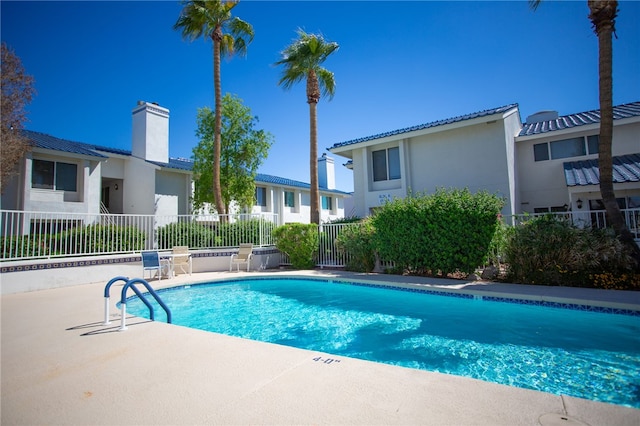 1800 Clubhouse Dr Unit H70, Bullhead City, AZ 86442 - community pool with a patio area