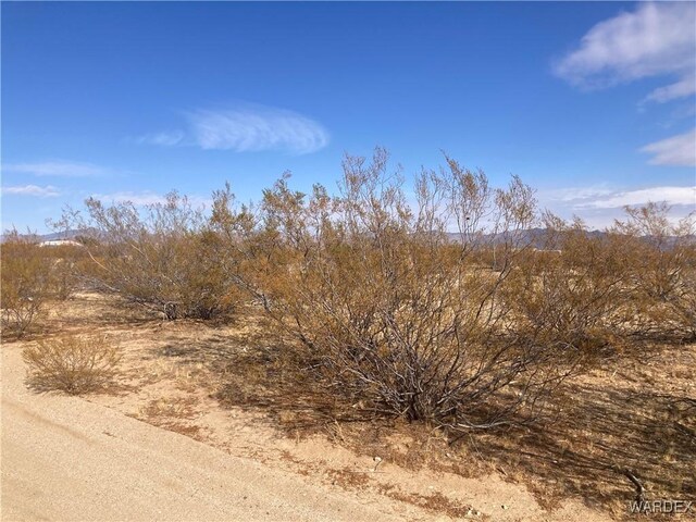 772 S Stewart Mountain Rd, Golden Valley, AZ 86413