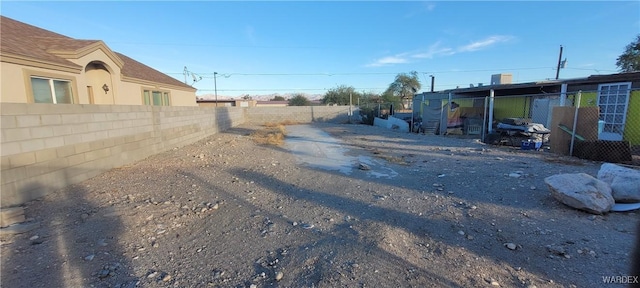 Listing photo 2 for 1950 El Monte Dr, Bullhead City AZ 86442