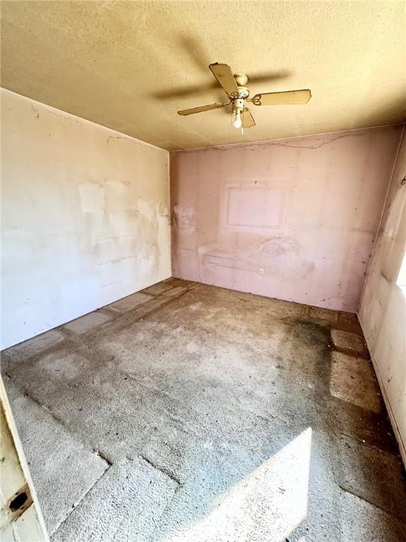 26915 W El Dorado Dr, Seligman, AZ 86337 - photo 18