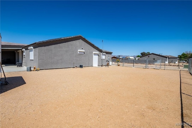 view of yard featuring a patio and fence