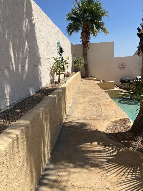 3454 Beale St, Bullhead City, AZ 86442 - view of swimming pool with a patio