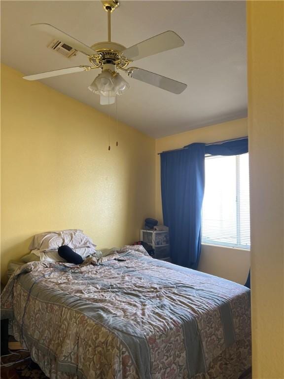 3454 Beale St, Bullhead City, AZ 86442 - bedroom featuring a ceiling fan