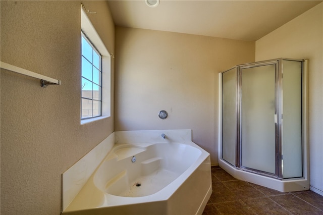 2230 Diamond Creek Rd, Bullhead City, AZ 86442 - bathroom with a stall shower and a garden tub