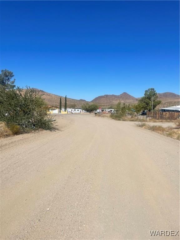 6964 W Cinch Dr, Dolan Springs, AZ 86441 - photo 4