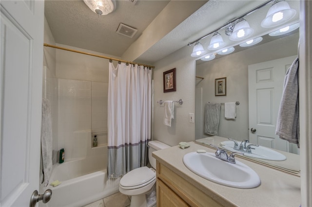 3408 Sunriver Rd Unit 207 B6, Bullhead City, AZ 86429 - full bath with shower / bath combo, vanity, toilet, and tile patterned floors