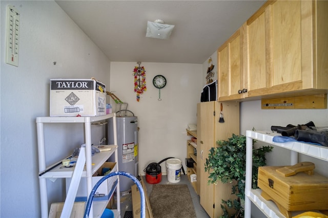 3408 Sunriver Rd Unit 207 B6, Bullhead City, AZ 86429 - storage with electric water heater