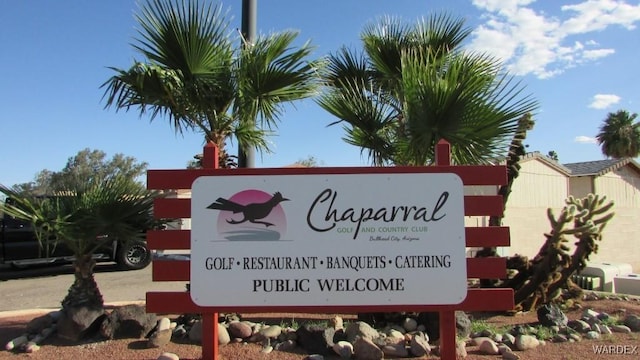 view of community / neighborhood sign