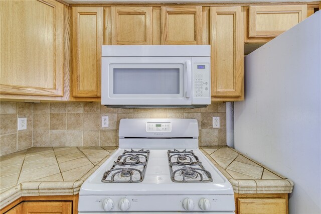 2815 Desert Song Dr, Bullhead City, AZ 86429 - photo 26
