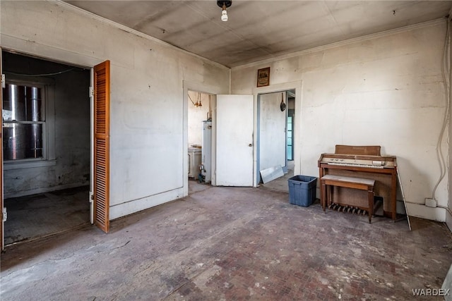 misc room with water heater