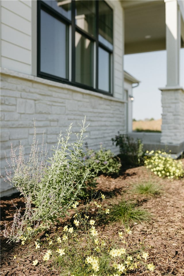 view of property exterior