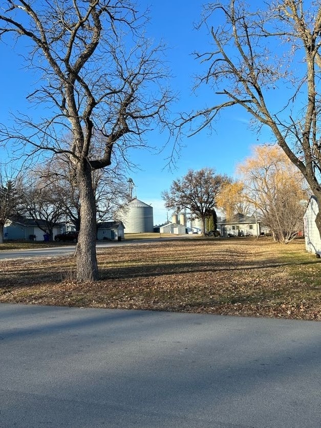 Listing photo 2 for 401 E Market St, Panora IA 50216