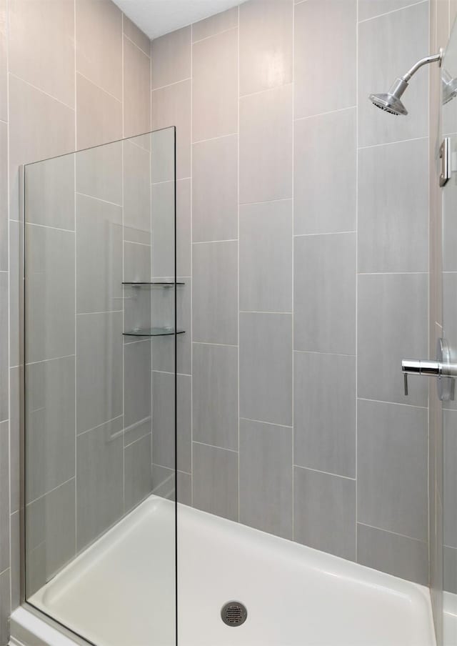 bathroom with walk in shower