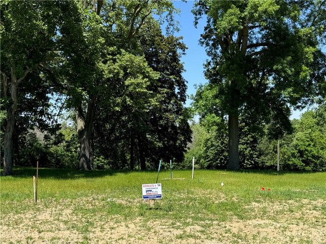 809 Academy Cir, Nevada, IA 50201 - photo 1
