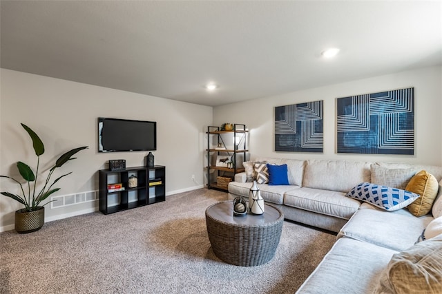 living room featuring visible vents, recessed lighting, baseboards, and carpet floors