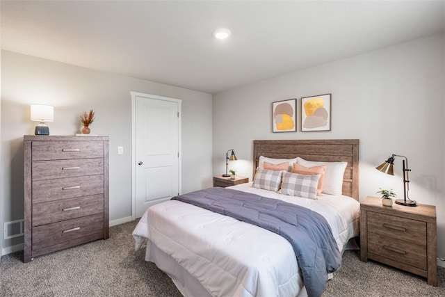 view of carpeted bedroom