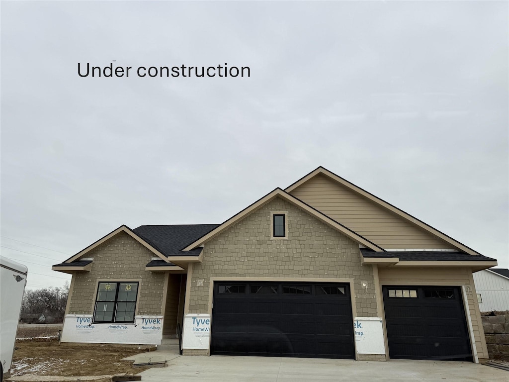 view of front of house with a garage