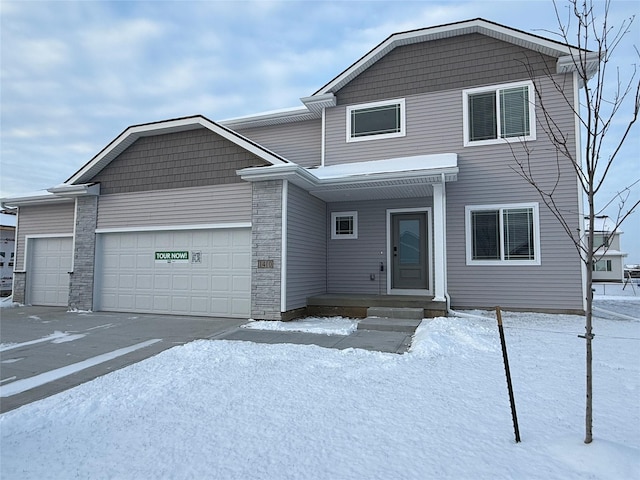 view of front property featuring a garage