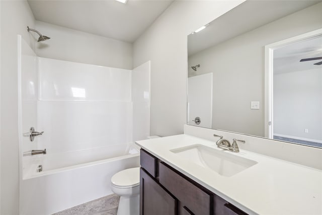 full bathroom with vanity, toilet, shower / bathtub combination, and ceiling fan