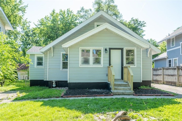 1613 York St, Des Moines, IA 50316 - view of bungalow-style home