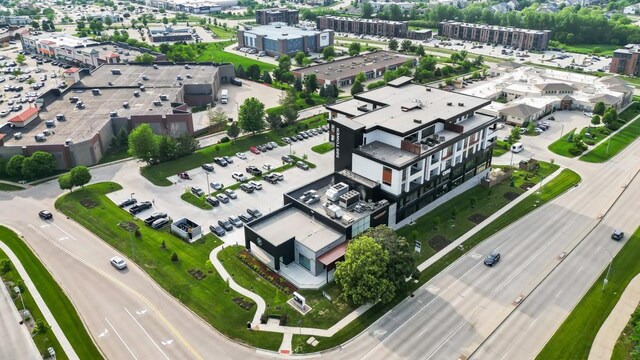 595 60th St S Unit 402, West Des Moines, IA 50265 - photo 12