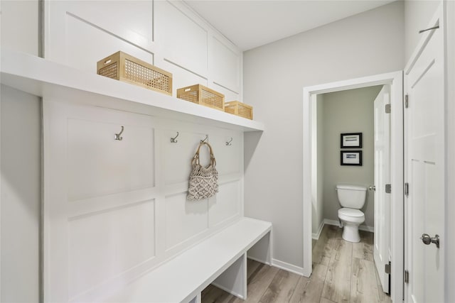 885 NW Frescott Cir, Waukee, IA 50263 - mudroom with light wood-type flooring and baseboards