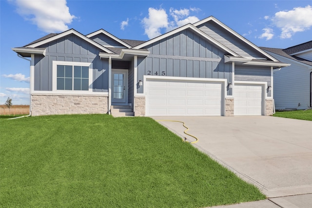 craftsman-style house with a front lawn and a garage