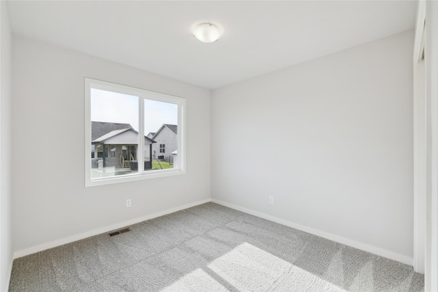 empty room featuring carpet