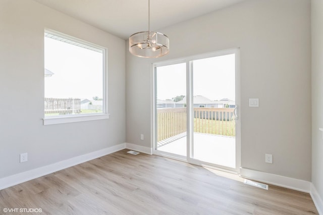 2536 E 50th Ct, Des Moines, IA 50317 - photo 10