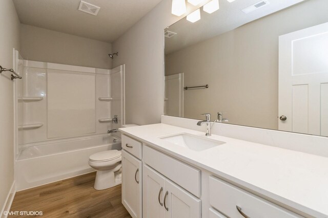2536 E 50th Ct, Des Moines, IA 50317 - photo 18