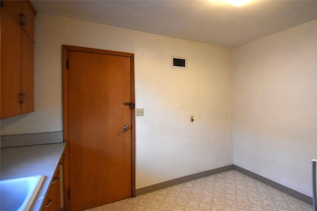 empty room featuring sink