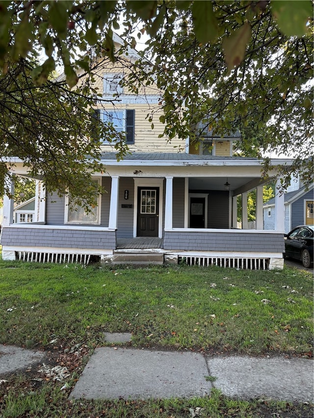 104 S Sumner Ave, Creston, IA 50801 - photo 1