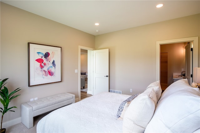 bedroom with carpet flooring