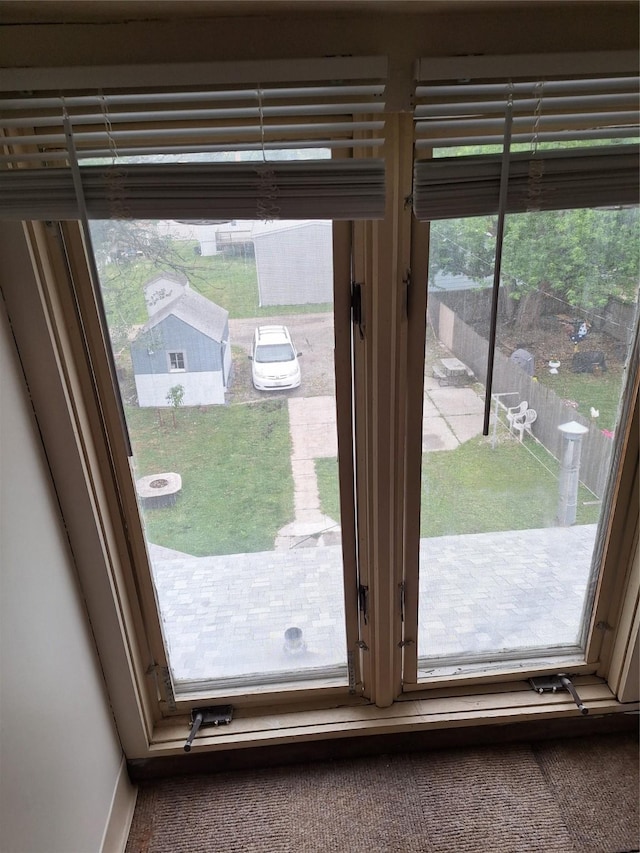 317 7th St, West Des Moines, IA 50265 - detailed view of baseboards
