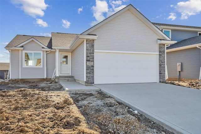 view of front of house featuring a garage