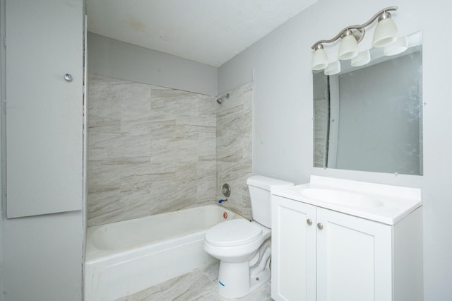 1125 Clinton Ave, Des Moines, IA 50313 - full bath featuring toilet,  shower combination, and vanity