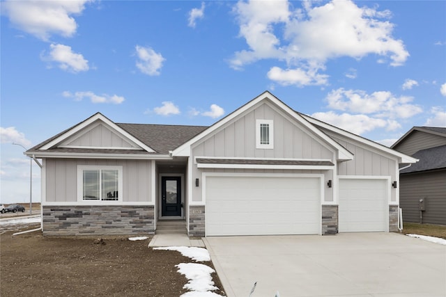 craftsman-style home with a garage