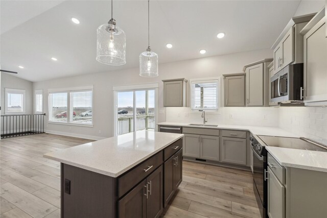 165 NW Ashley Ct, Waukee, IA 50263 - photo 3