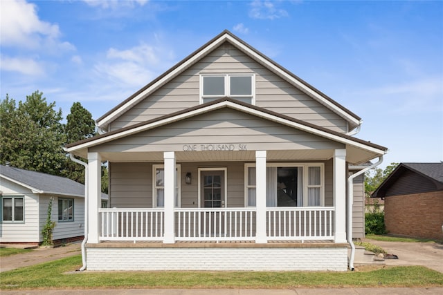 bungalow featuring a porch