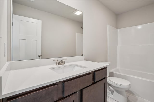 904 Spruce Ave, Norwalk, IA 50211 - bathroom featuring toilet, vanity, and shower / bath combination