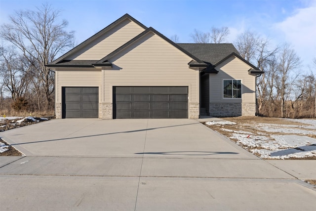 view of front of home featuring a garage