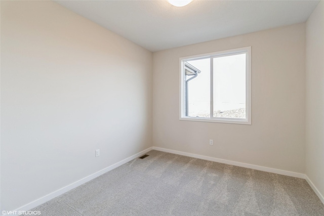 empty room featuring carpet