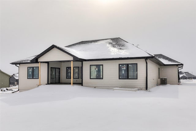 view of front of property featuring central AC