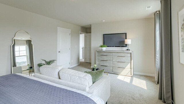 view of carpeted bedroom