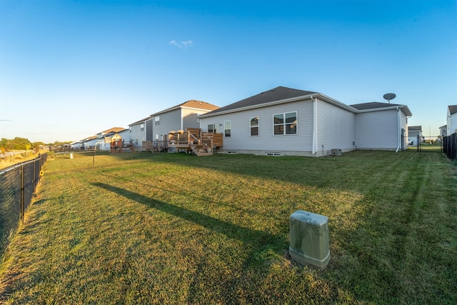 exterior space featuring a lawn