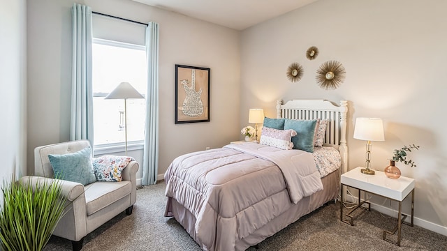 bedroom featuring carpet floors