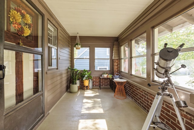 view of sunroom / solarium