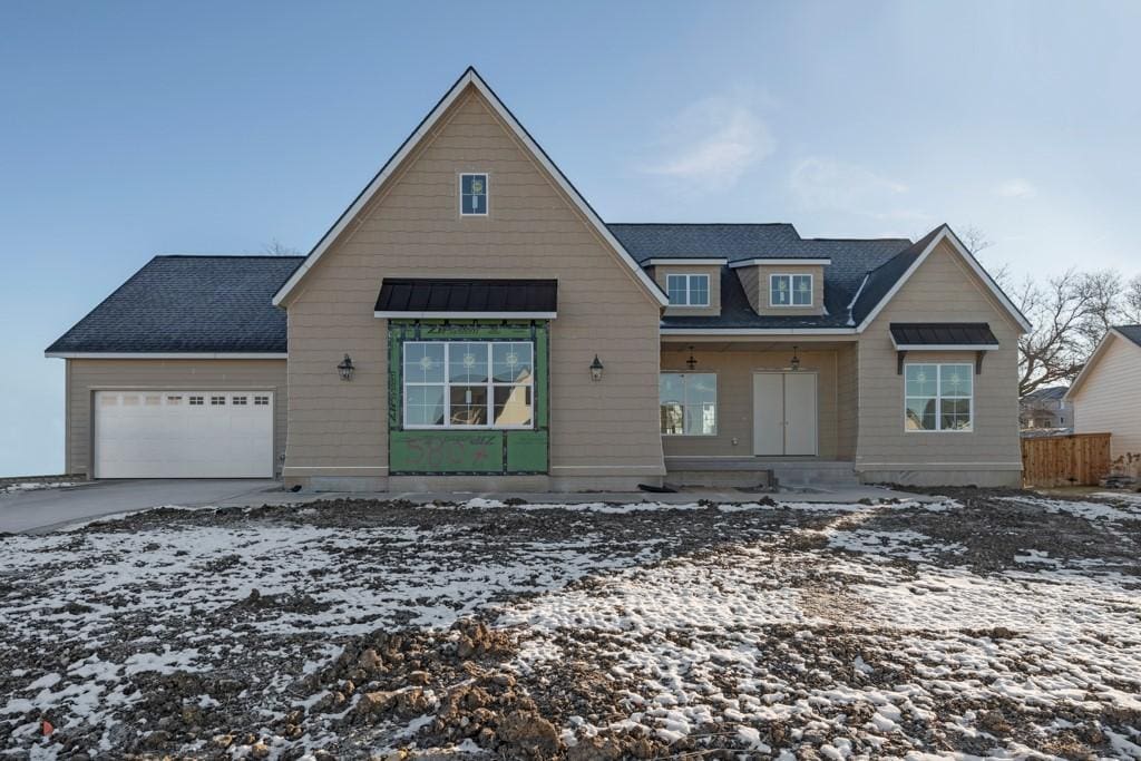 view of front facade with a garage